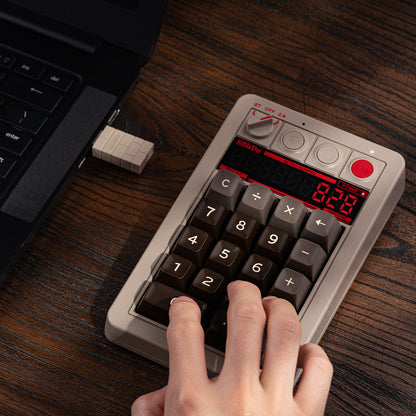 8BitDo Retro 18 Mechanical Numpad - Retro Gaming Accessory