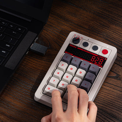 8BitDo Retro 18 Mechanical Numpad - Retro Gaming Accessory