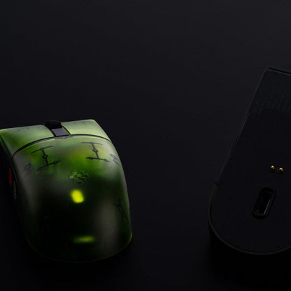 8BitDo Retro R8 Mouse - Xbox Edition - Wireless Gaming Mouse
